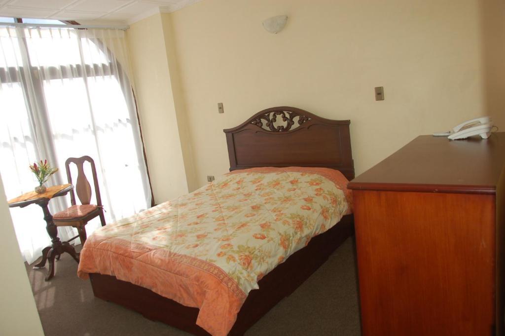 Hostal Tukos La Casa Real Potosí Pokoj fotografie
