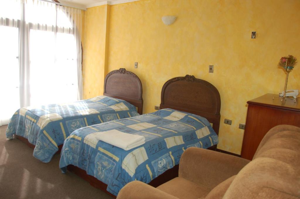 Hostal Tukos La Casa Real Potosí Pokoj fotografie